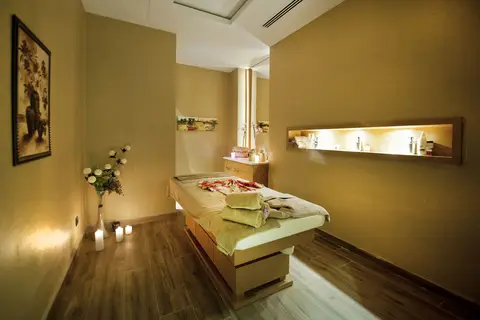 Esila Termal Hotel & Spa in Termal, foto 25
