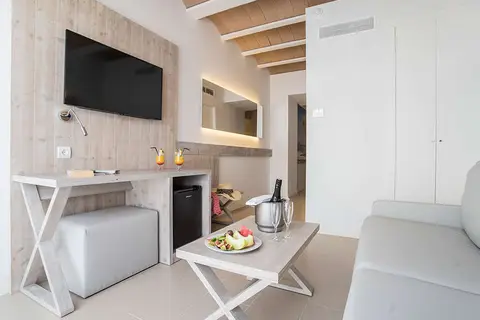 Hotel Voramar Es Pujols in Formentera — foto 17