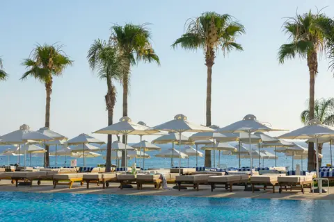 Constantinos The Great Beach Hotel in Παραλίμνι — foto 3