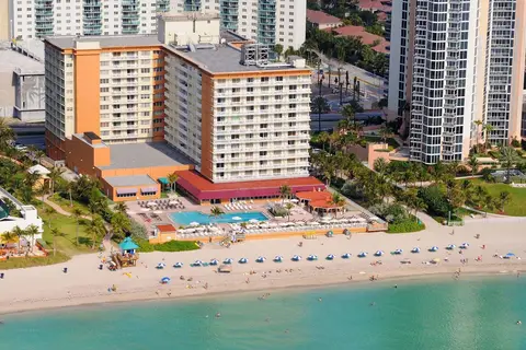 Ramada Plaza by Wyndham Marco Polo Beach Resort in Sunny Isles Beach — foto 3