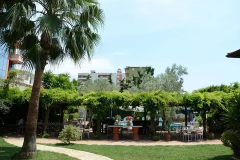 Vila Belvedere in Durres — foto 5