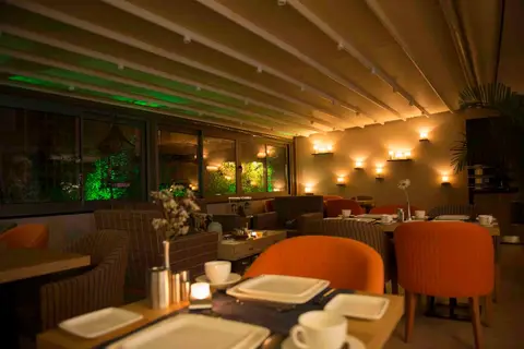 Sky Kamer Hotel in Muratpaşa — foto 21