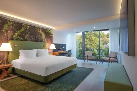 Doubletree by Hilton Lisbon - Fontana Park in Almada — foto 5
