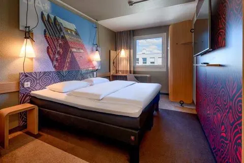 THE Darmstadt foto 8