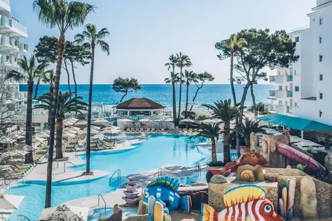 Iberostar Waves Alcudia Park in Playa de Muro