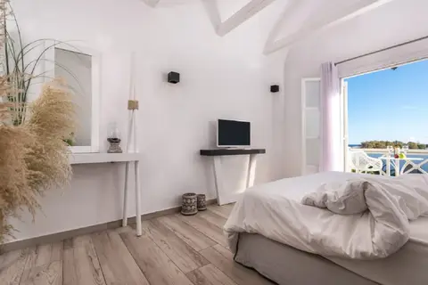 Smy Mediterranean White Santorini in Δημοτική Ενότητα Τιθορέας