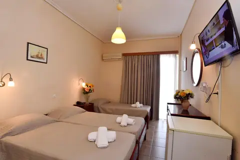 Siagas Beach Hotel in Agioi Theodoroi — foto 30