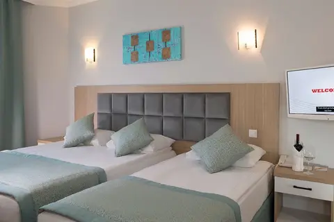 Adonis Hotel in Muratpaşa — foto 18