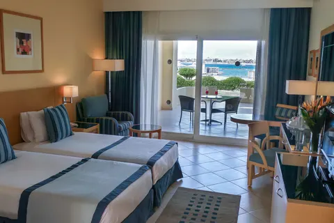 Cleopatra Luxury Resort in Xanadu Club Makadi Bay — foto 7