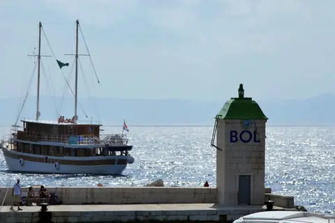 Kastil in Bol — foto 16