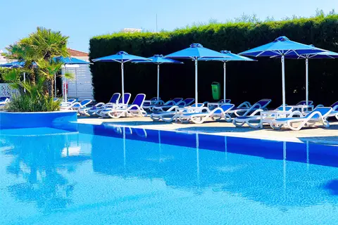 Sveltos Hotel in Oroklini — foto 23