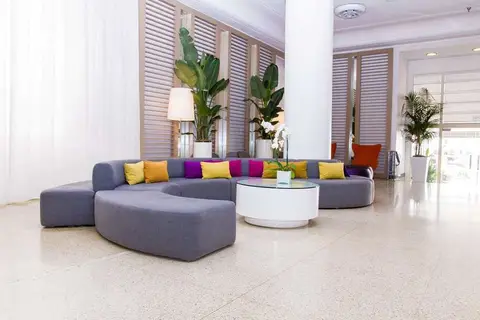 Marseilles Hotel in Miami Beach — foto 18