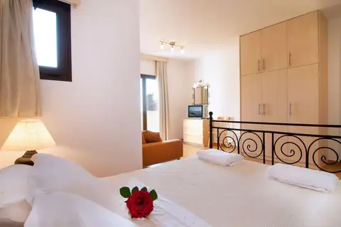 Miraluna Hotel in Karpathos Municipal Unit, foto 16