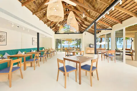 Outrigger Khao Lak Beach Resort in คึกคัก — foto 8