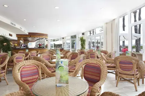 Grupotel Acapulco Playa in Ciutadella — foto 18