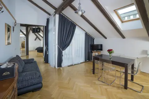 Deminka Palace in Praag, foto 19