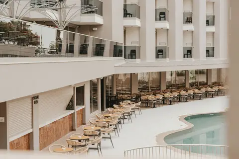 Kleopatra Dreams Beach Hotel in Alanya — foto 13