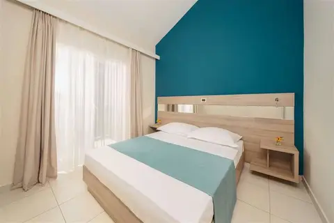 Katoro Plava Laguna in Katoro — foto 16