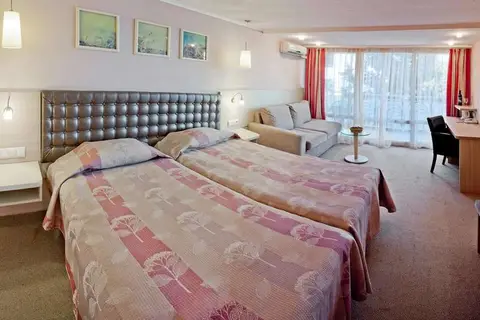 Hotel Sandy Beach in Оброчище — foto 3