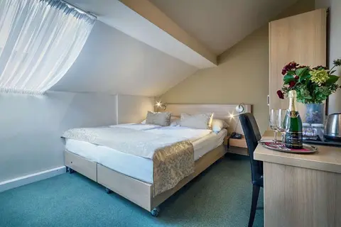 Hotel Taurus in Praag, foto 12