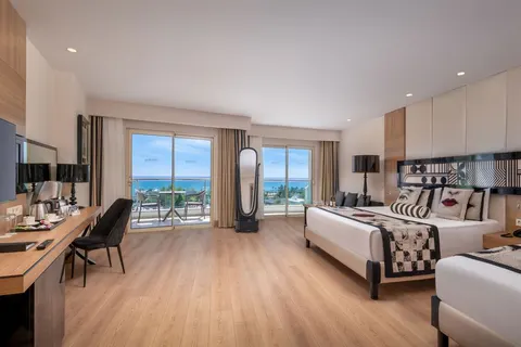 Delphin Imperial in Aksu — foto 10