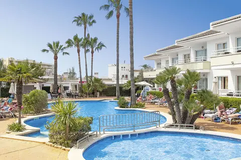 Universal Aparthotel Elisa in Playa de Muro — foto 2