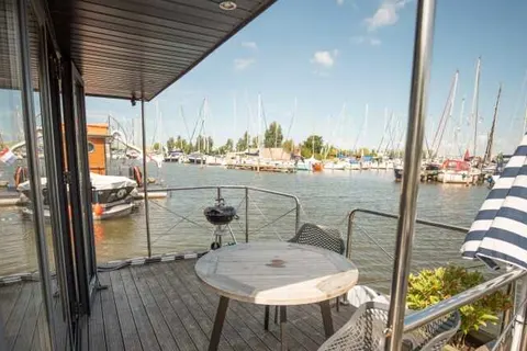 Rent to Enjoy foto 4