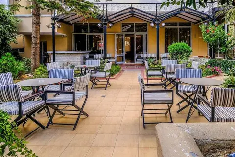 Achillion Palace in Rethimnon — foto 10