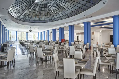 Sandy Beach Resort in Agios Georgios — foto 22