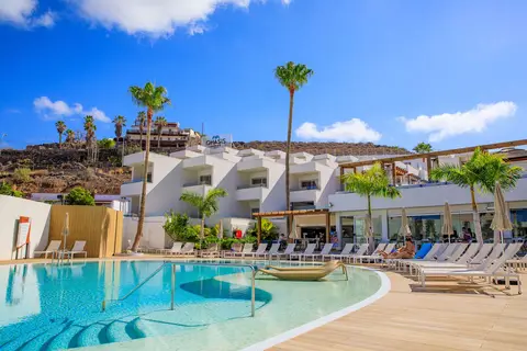 Ohasis Boutique Suites in Arona