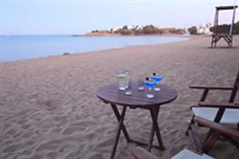 Paros Inn Hotel in Πίσω Λιβάδι — foto 18