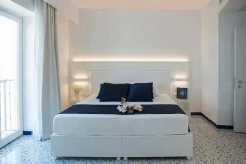 Lloyd's Baia Hotel in Vietri Sul Mare — foto 4