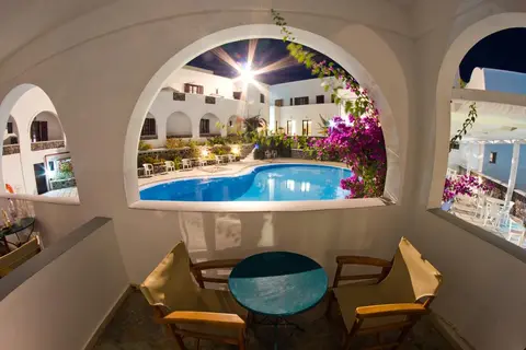 New Haroula in Φηρά Θήρας — foto 19