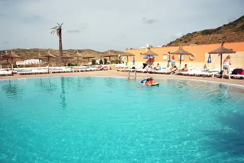 TRH Tirant Playa in es Mercadal — foto 17