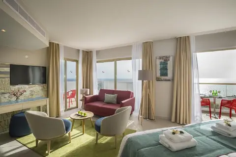 Leonardo Laura Beach & Splash Resort in Paphos — foto 23