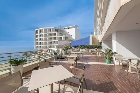 Sesimbra Oceanfront Hotel in Sesimbra — foto 8