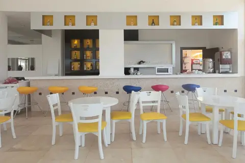 Arora Hotel in Kusadasi — foto 4