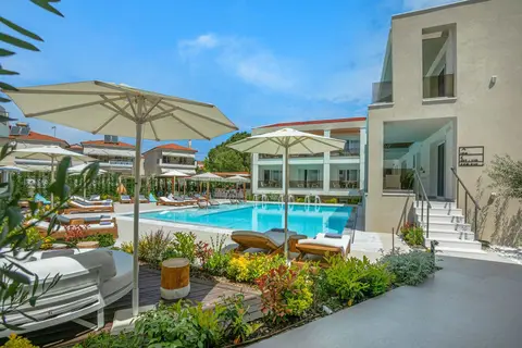 Mirablue Luxury Residences in Πευκοχώρι — foto 15