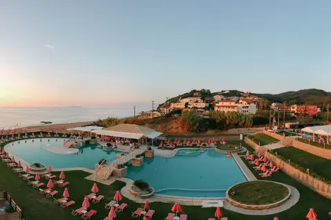 Hotel Athina in Άγιος Στέφανος — foto 28