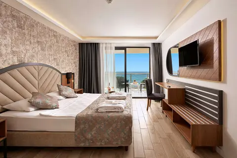 Grand Uysal Beach & Spa Hotel in Alanya — foto 6
