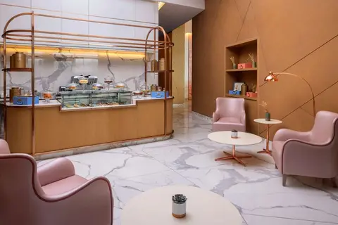 Hilton Dubai Jewel of the Creek Residences in Dubai — foto 12