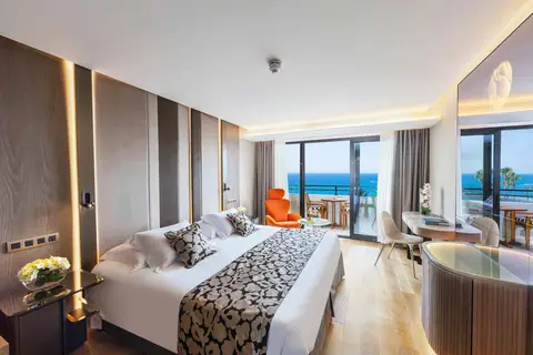 Amathus Beach Hotel in Limassol — foto 13