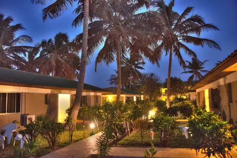 Sunset Beach Hotel in Dippa Kunda — foto 11