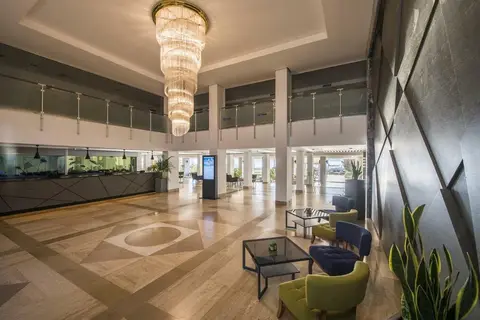 Altin Yunus Resort & Thermal Hotel in Çeşme — foto 3
