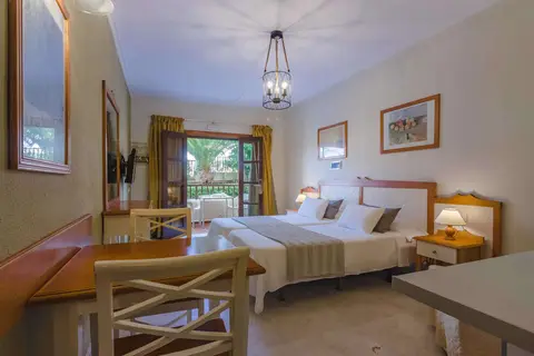 Klayman Olivina Aparthotel in Arona — foto 29