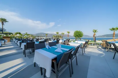 Pasa Beach in Marmaris — foto 7