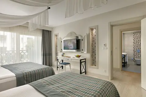 Limak Cyprus Deluxe Hotel in Bafra — foto 22