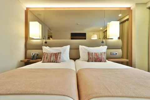 Turim Iberia Hotel in Lissabon — foto 11