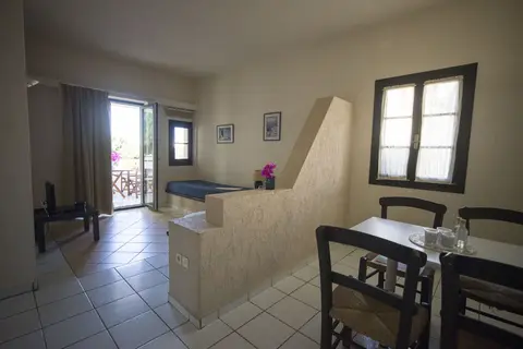 Creteco Hotel & Suites in Δημοτική Ενότητα Γουβών — foto 9