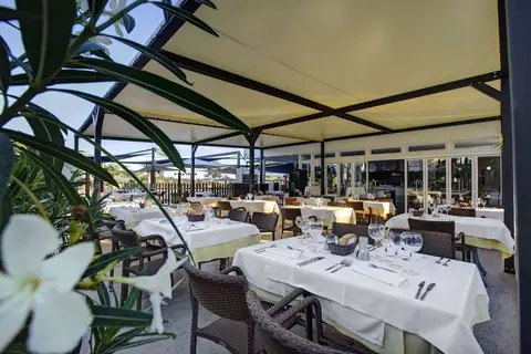 Magic Life Cala Pada in Santa Eulària des Riu — foto 12